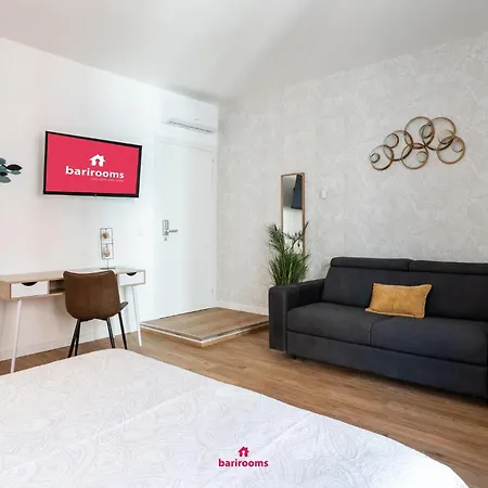 Ubytování v soukromí Barirooms - Suppa 14 *